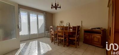 Maison - 93 m² - 5 pièces