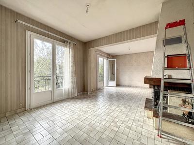 Maison - 85 m² - 6 pièces