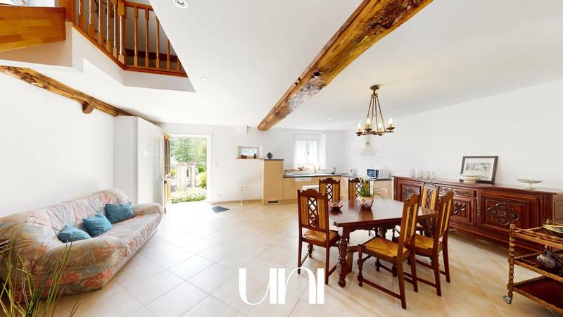 Maison - 400 m² - 7 pièces