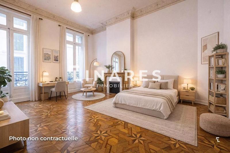 Appartement - 189 m² - 6 pièces