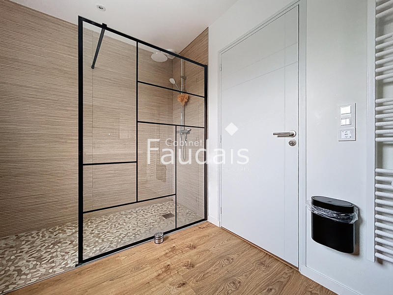 Maison - 101 m² - 5 pièces