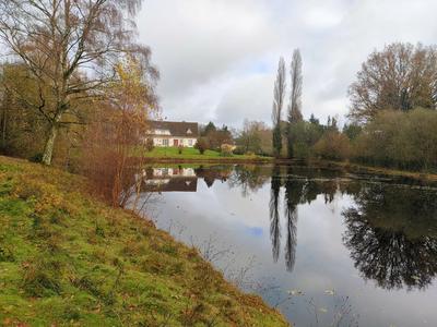 Villa - 270 m² - 5 pièces