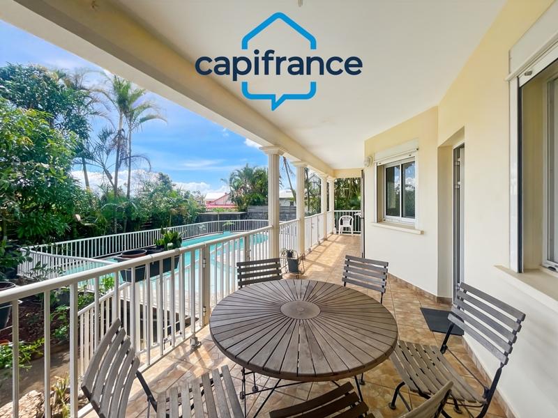 Maison - 197 m² - 8 pièces