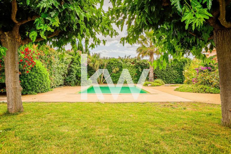 Maison - 189 m² - 7 pièces