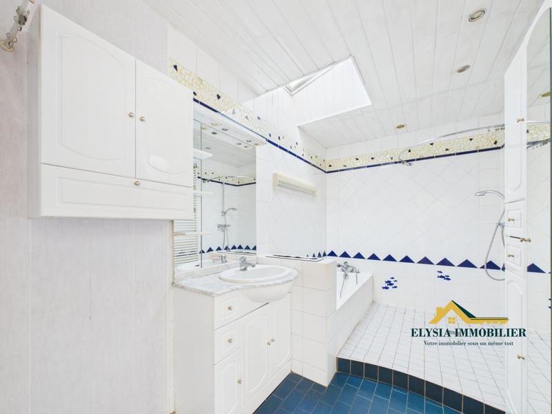 Maison - 101 m² - 4 pièces