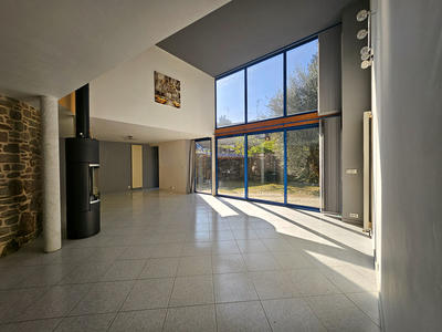 Maison - 172 m² - 5 pièces
