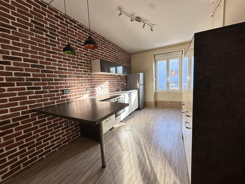 Appartement - 79 m² - 4 pièces