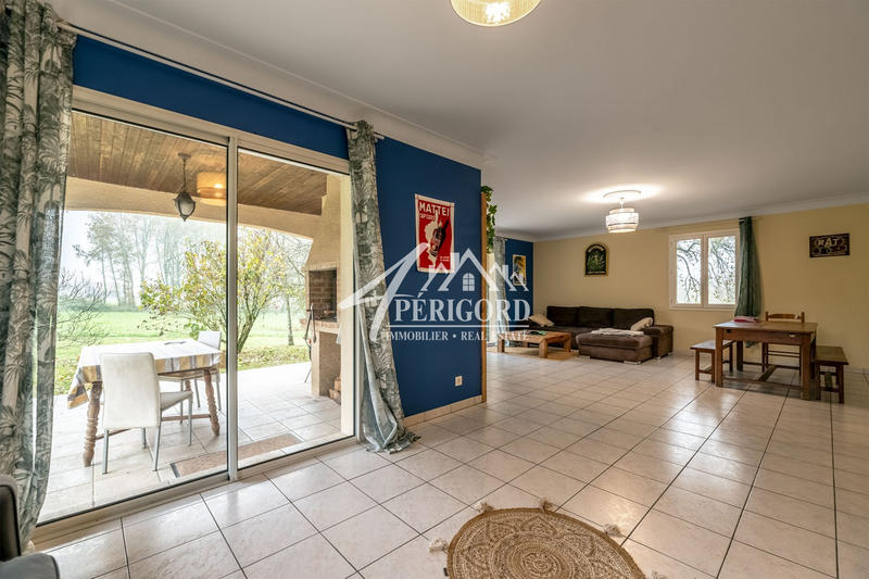 Maison - 110 m² - 5 pièces