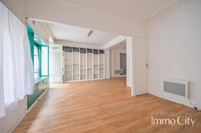 Local commercial - 63 m² - 1 pièce