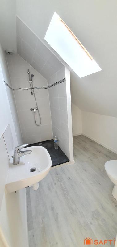 Maison - 330 m² - 15 pièces