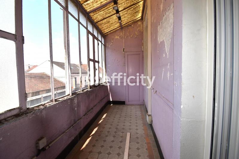 Immeuble - 118 m² - 7 pièces