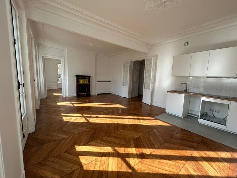 Appartement - 102 m² - 4 pièces