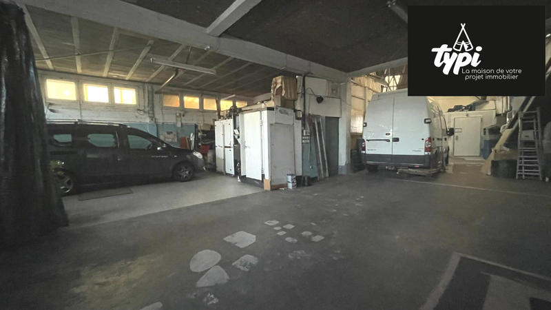 Maison - 230 m² - 10 pièces