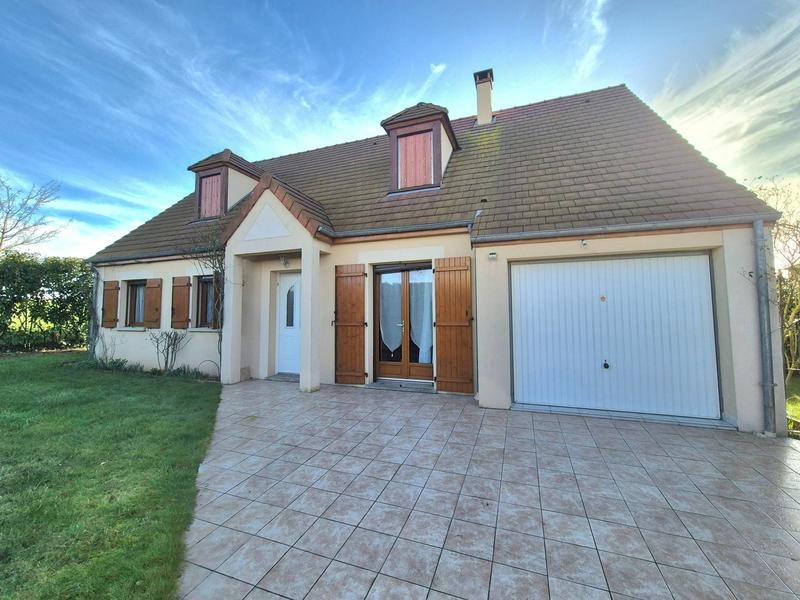 Maison - 87 m² - 5 pièces