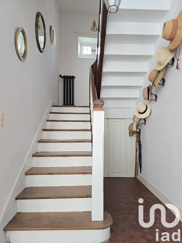 Maison - 196 m² - 7 pièces