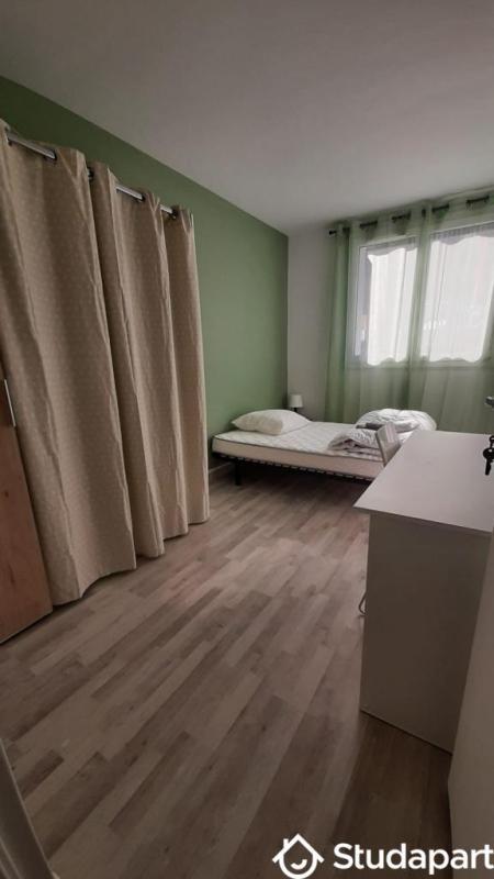 Chambre - 10 m² - 1 pièce