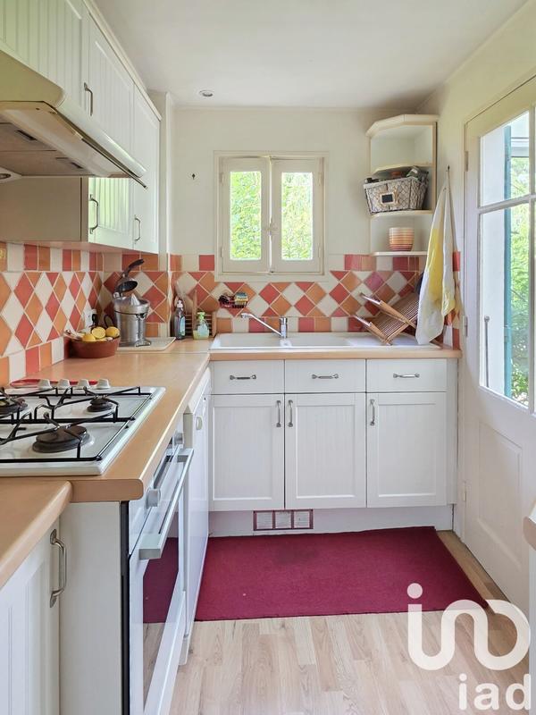 Maison - 217 m² - 9 pièces