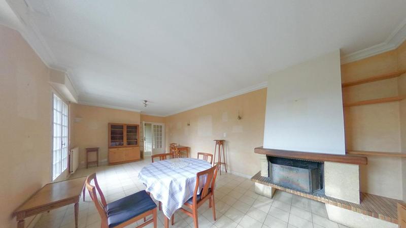 Maison - 102 m² - 5 pièces