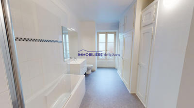 Appartement - 95 m² - 4 pièces