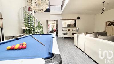 Maison de ville - 234 m² - 7 pièces