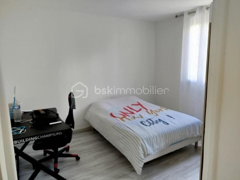 Maison - 248 m² - 11 pièces