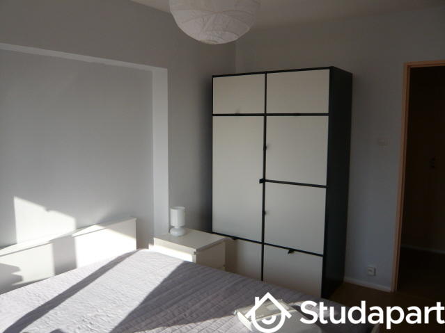 Chambre - 14 m² - 1 pièce