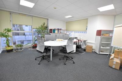 Local d'activité / Entrepôt - 217 m²
