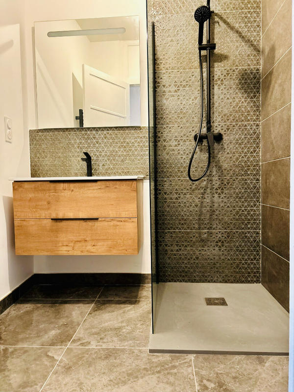 Appartement - 111 m² - 5 pièces