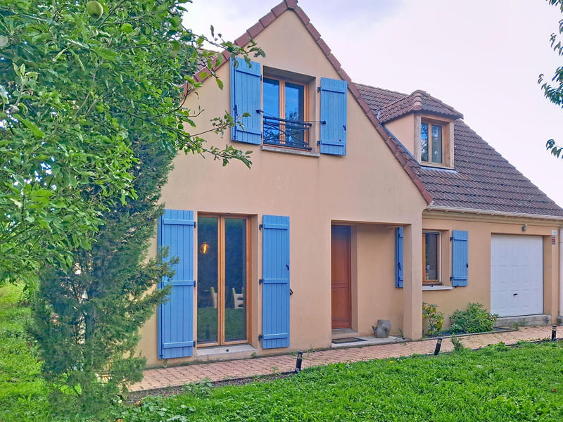 Maison - 106 m² - 6 pièces