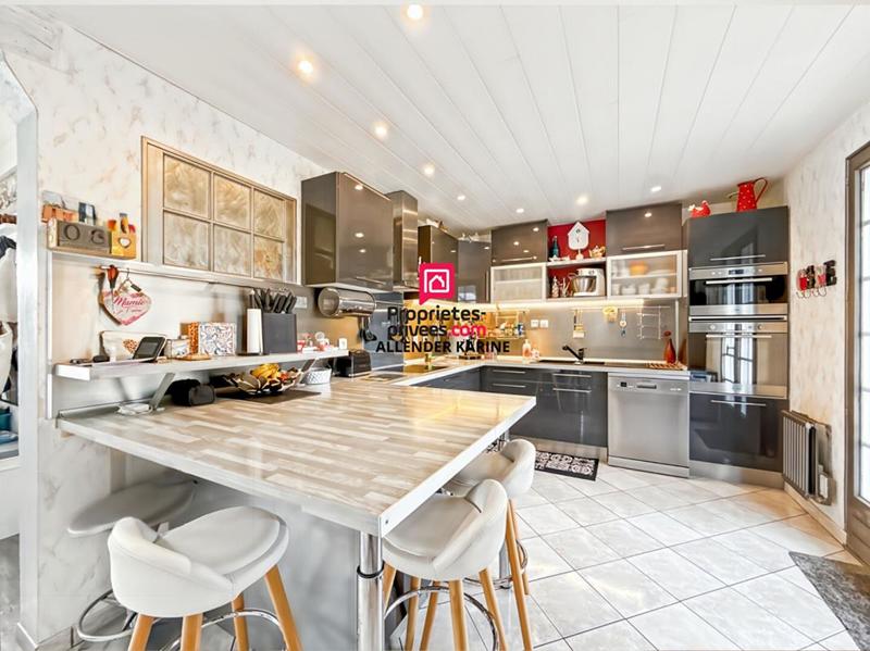 Maison - 145 m² - 7 pièces