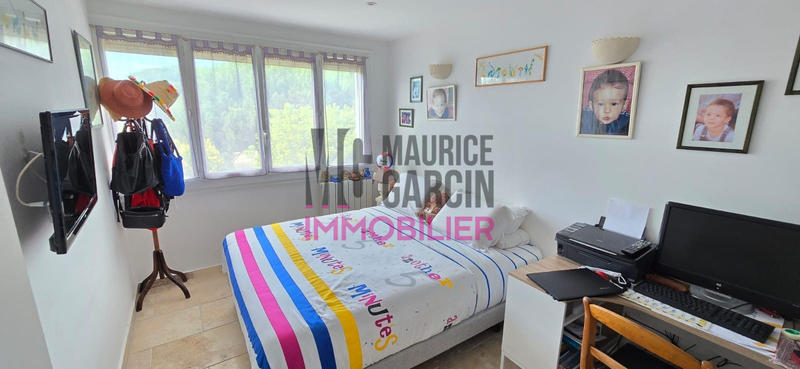 Appartement - 77 m² - 4 pièces