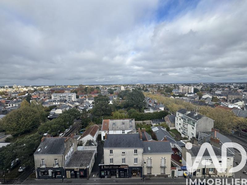 Appartement - 85 m² - 4 pièces