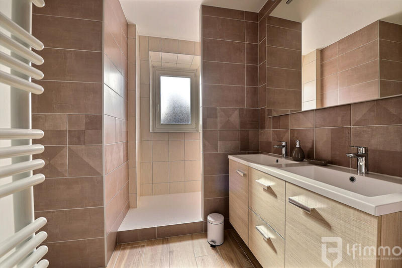 Duplex - 118 m² - 6 pièces