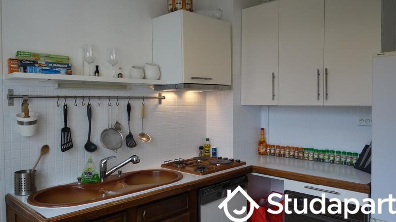 Chambre - 15 m² - 1 pièce