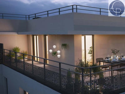 Appartement - 101 m² - 4 pièces