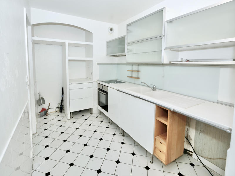 Appartement - 80 m² - 4 pièces