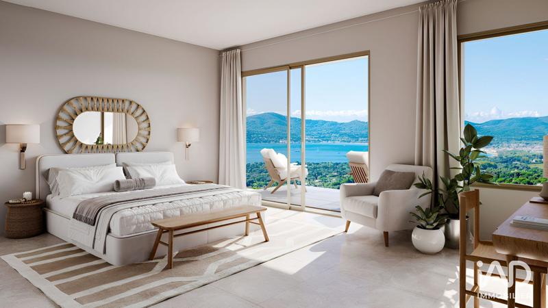 Maison - 397 m² - 6 pièces