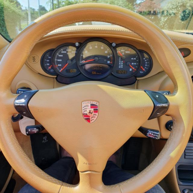 Porsche 911 Carrera 4 Cabriolet 996 3.6i 4s Tiptronic s