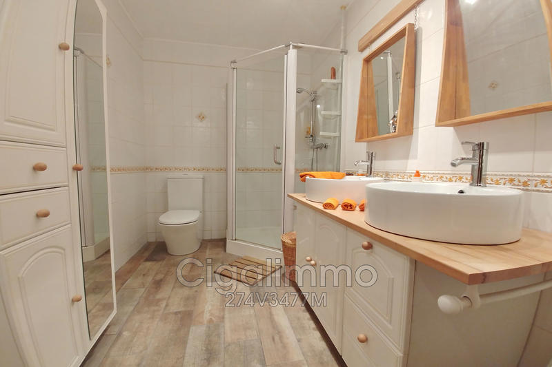 Villa - 280 m² - 11 pièces