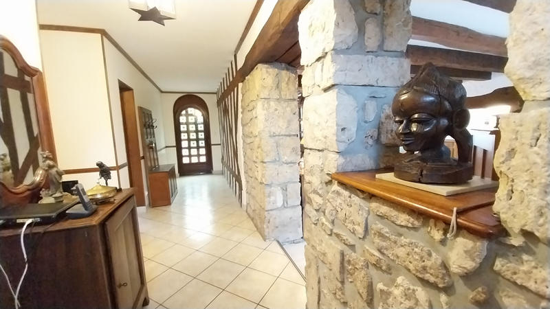 Maison - 160 m² - 6 pièces