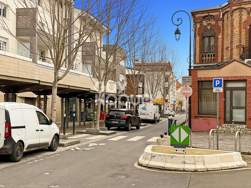 Local commercial - 220 m²