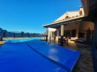 Villa - 211 m² - 7 pièces