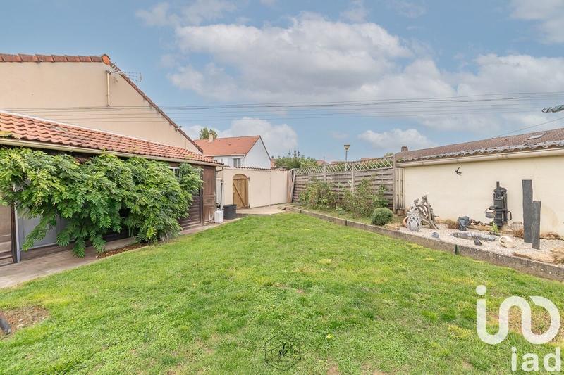 Maison - 127 m² - 8 pièces