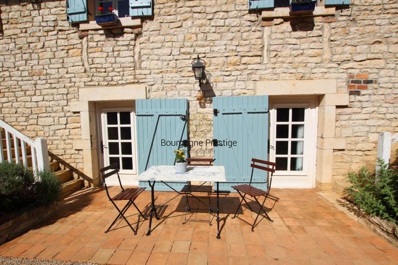 Propriété - 190 m² - 6 pièces