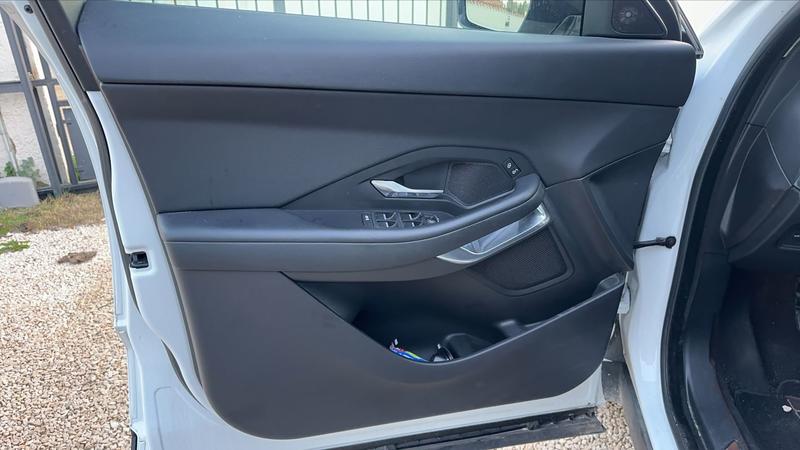 Jaguar E-Pace 2.0 d 150 2wd Buisness