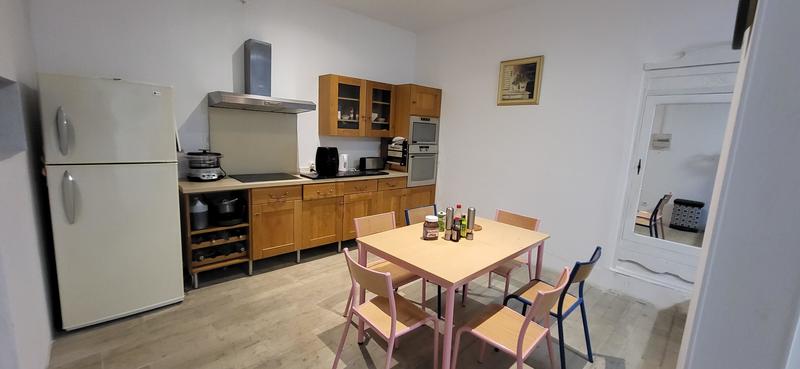 Maison - 200 m² - 8 pièces