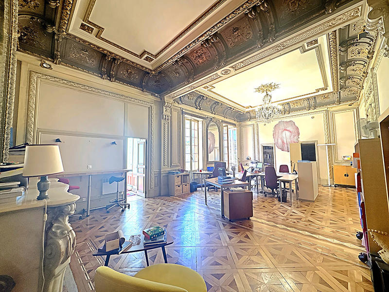 Bureau - 100 m² - 4 pièces