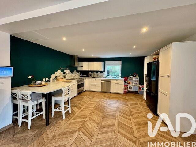 Maison - 117 m² - 5 pièces