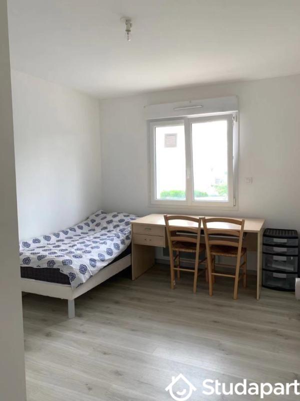 Chambre - 13 m² - 1 pièce