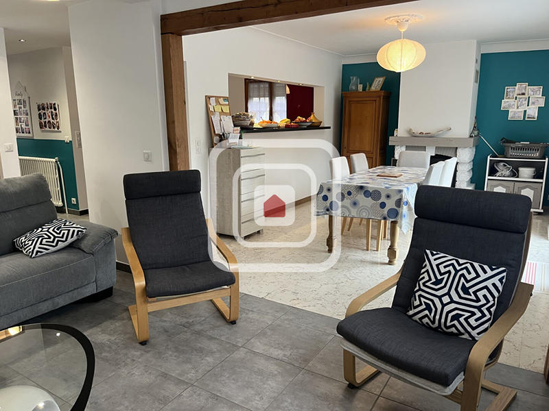 Maison - 141 m² - 6 pièces